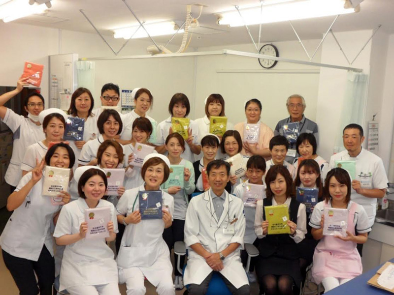 スタッフ集合写真